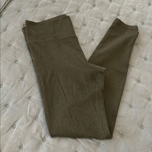 Vuori Olive Green Leggings